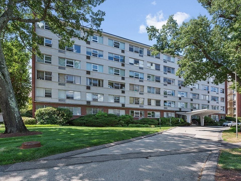 1st image of 10 Hammond Pond Pkwy APT 607