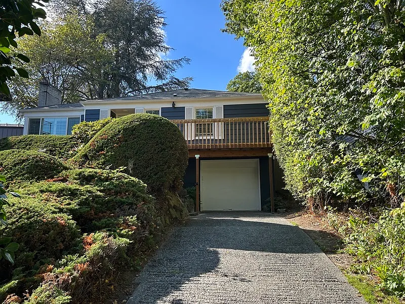 2 bed, 2.0 bath, 1160 sqft, $3,000 — Photo 2