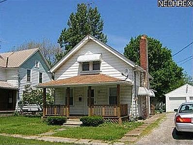2nd image of 1232 W 21st St