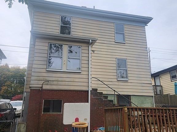 5th image of 75 Reservoir Ave