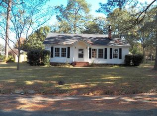 415 Chesnutt Ave, Tifton, GA 31794
