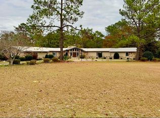 421 Baymeadows Dr, Douglas, GA 31535
