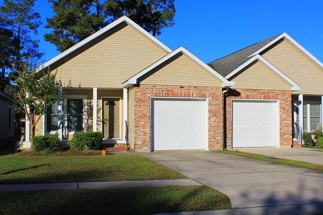 1st image of 247 Fountains Park Blvd