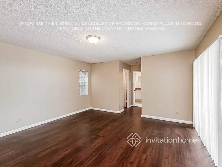 5016 NW 66th Dr — Photo 11
