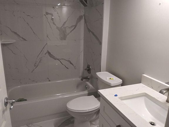 4th image of 46 NW 3rd Ave #1