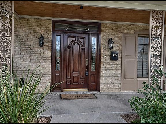 2nd image of 3820 Hillcrest Dr