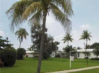 813 Tyler St, Hollywood, FL 33019