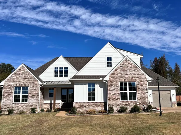 125 Rolling Hill Dr, Piperton, TN 38017