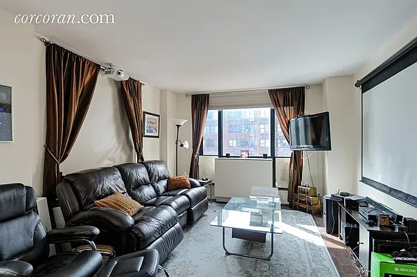 Sold by Corcoran | media 21