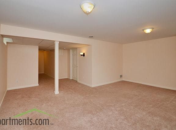 4th image of 8 Marple Ln