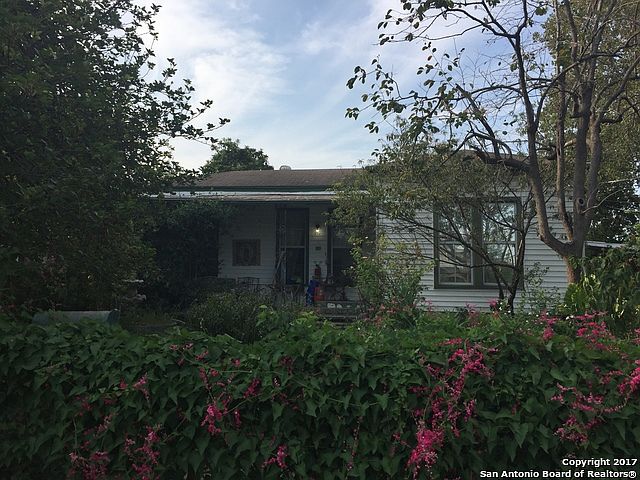 1st image of 216 Brooks St