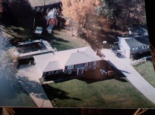 9534 Cliffview St NW, Clinton, OH 44216