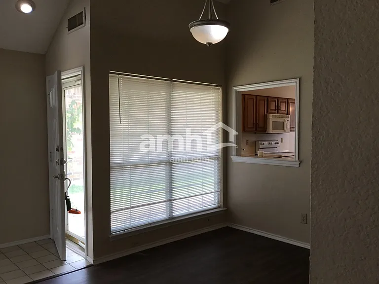 923 Plantation Dr — Photo 5