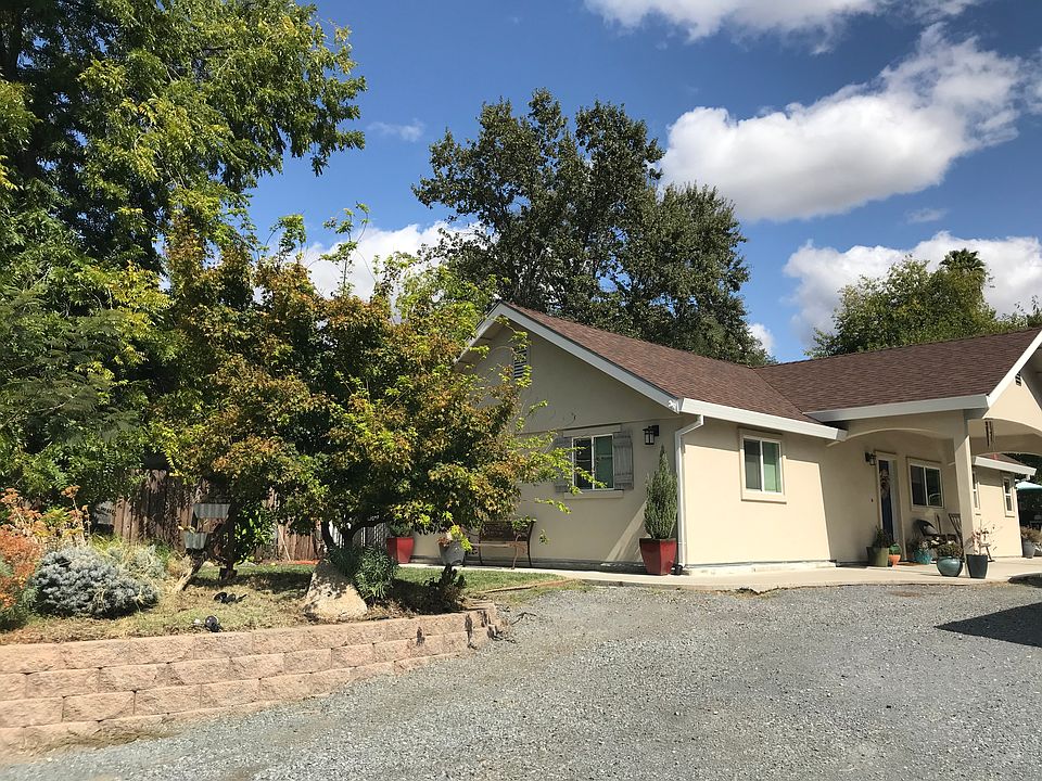 1st image of 3781 Circle Dr