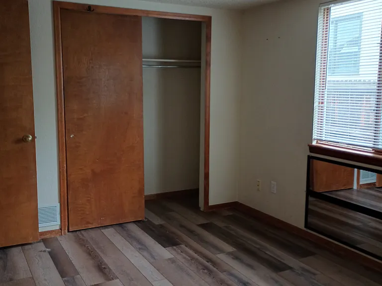512 Affirmed Ct — Photo 9