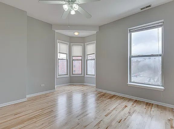 5th image of 602 S Western Ave APT 3NF