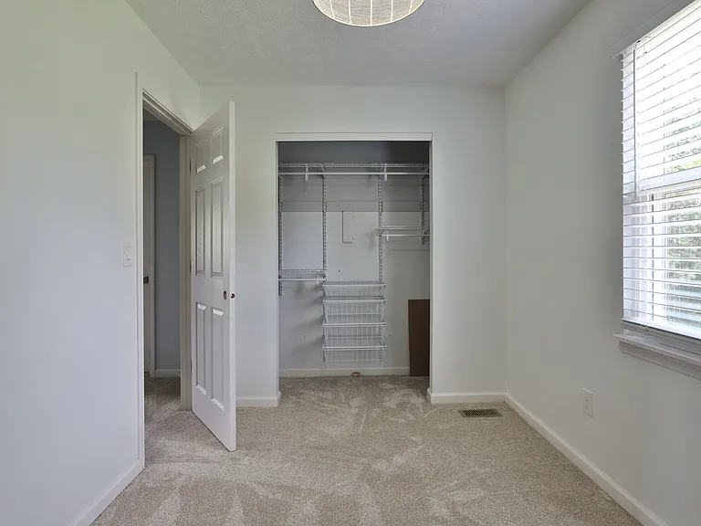 293 Sumption Dr — Photo 24