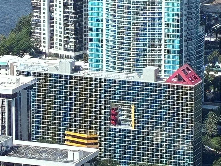 2025 Brickell Ave #1903 — Photo 29