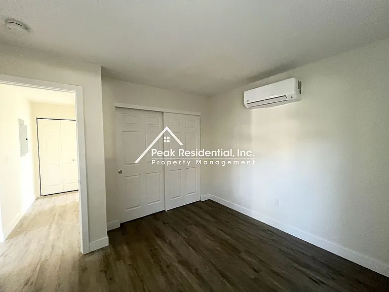 Gardenside Apartments — Photo 10