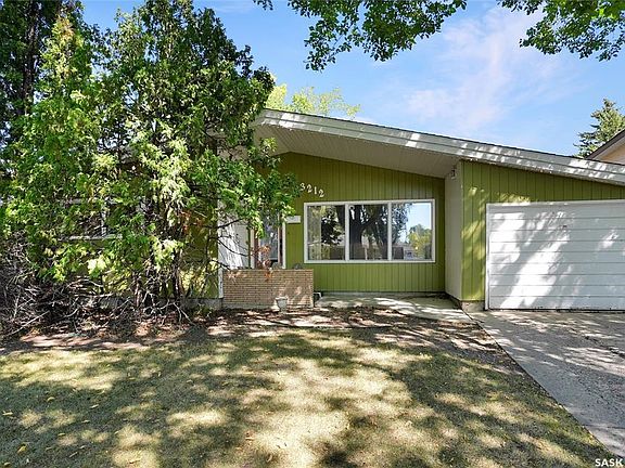 2nd image of 3212 Larche Cres