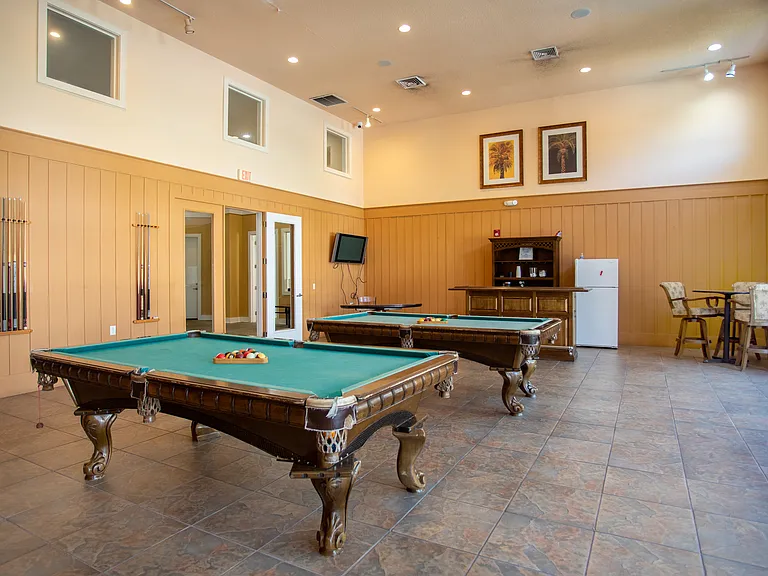 Capital Luxury Condominiums — Photo 10