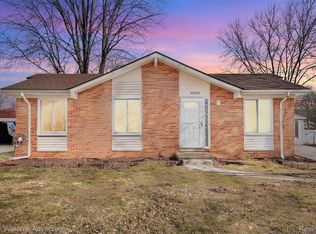 44528 Whitman Ave, Canton, MI 48187