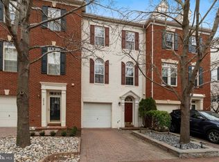 5014 Grimm Dr, Alexandria, VA 22304
