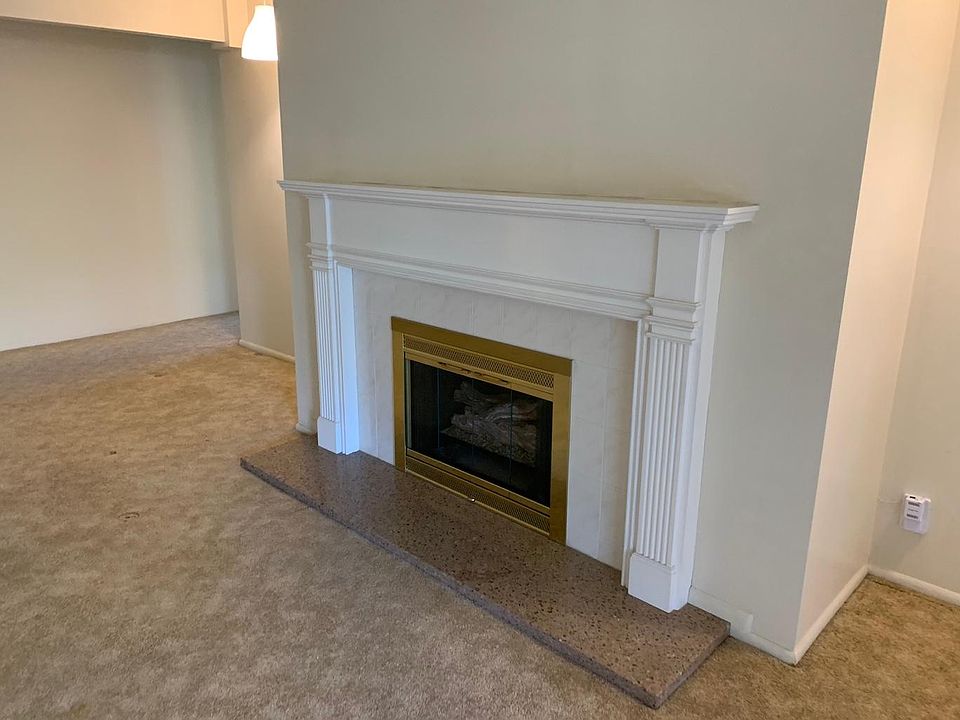 1st image of 2512 S Elizabeth St APT 8
