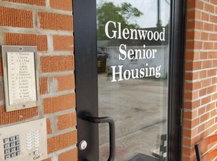 301 Glenwood Dr, Defiance, OH 43512