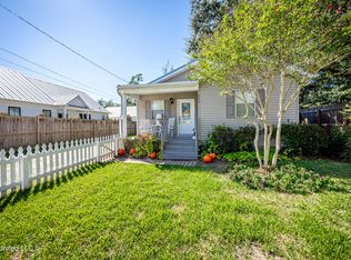 443 Bills Ave, Ocean Springs, MS 39564