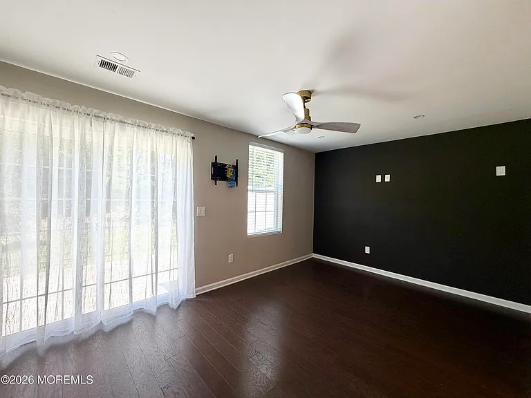 305 Spirit Way — Photo 8