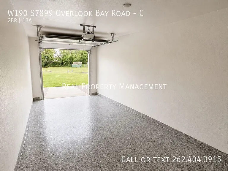 W190S7899 Overlook Bay Rd #C — Photo 12
