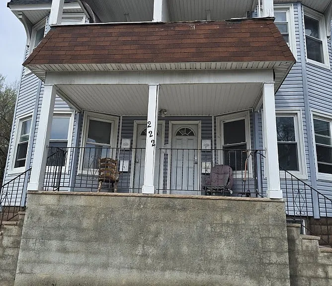 222 Elmwood Ave #2L1 — Photo 7