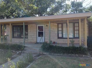502 N Boundary St, Burnet, TX 78611