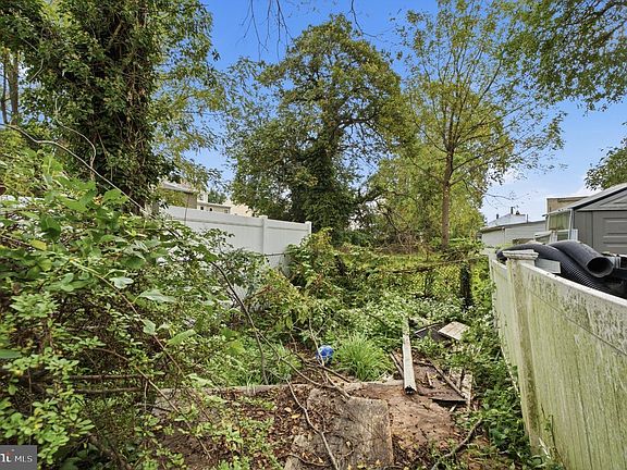 5th image of 507 Lawrence St
