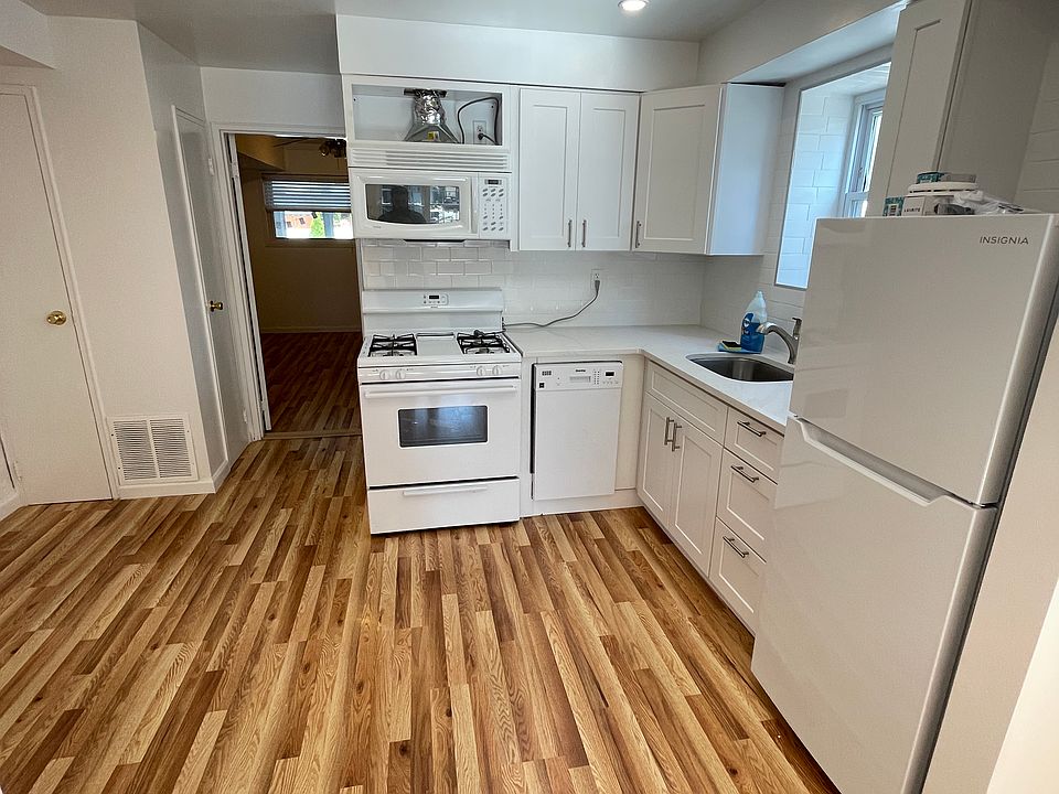 1st image of 191 Suffolk Ave #1