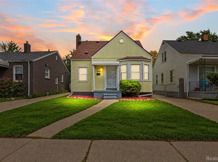 6484 Westwood St, Detroit, MI 48228
