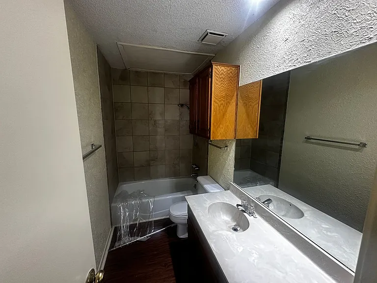 5402 S 7th St #106 — Photo 8