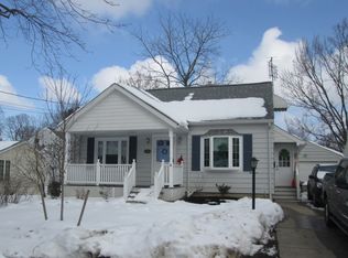 12 Sherwood Ave, Hamburg, NY 14075