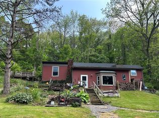 7554 Rochester Rd, Gasport, NY 14067