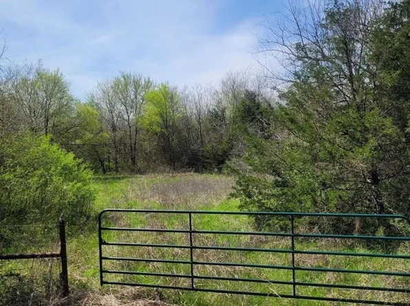 County Road 1076, Celeste, TX 75423