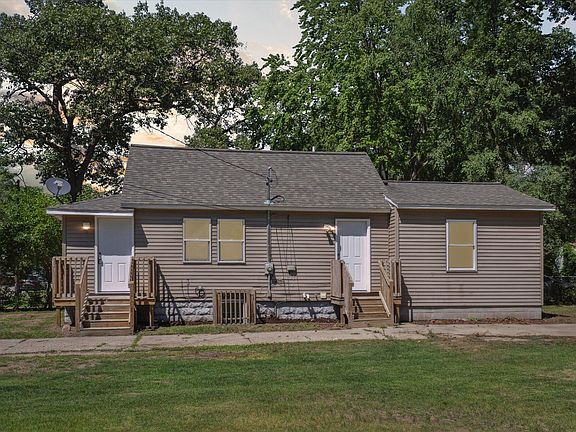 2nd image of 3364 Highland St