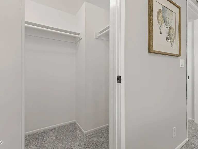 640 S Lake Ave #105 — Photo 30