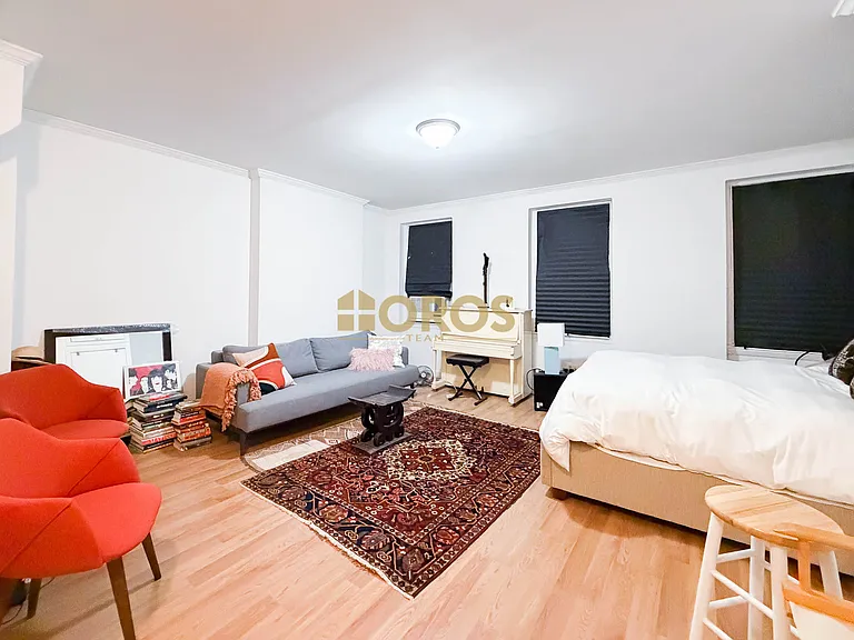 38 Grand St #2C — Photo 1