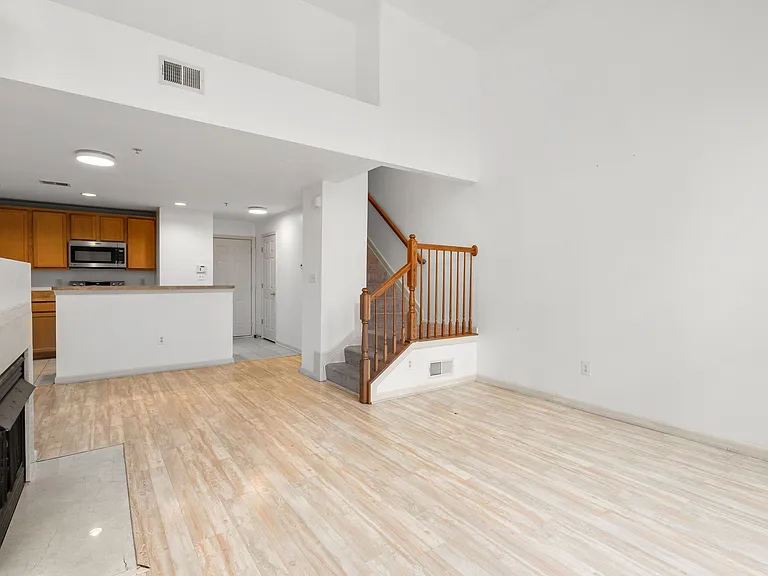 12250 Open View Ln #811 — Photo 4
