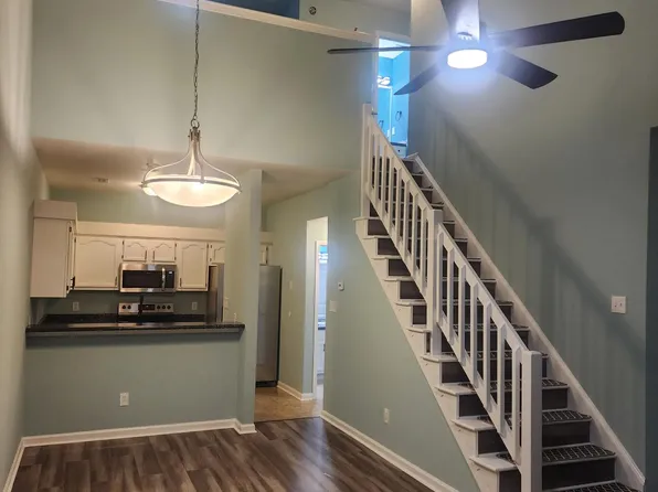 252 Nantucket Pl, Newport News, VA 23606