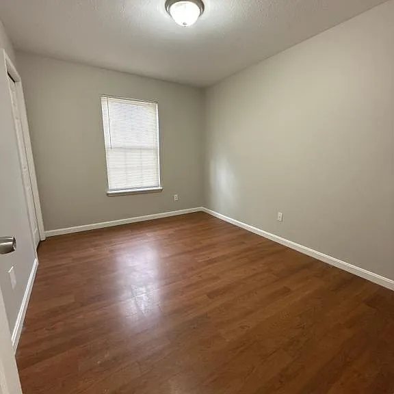 3928 Booker Ave — Photo 9
