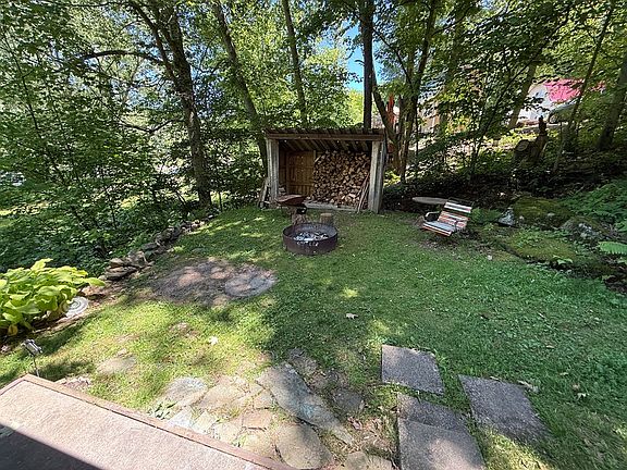 5th image of 1516 Frenchcreek Rd