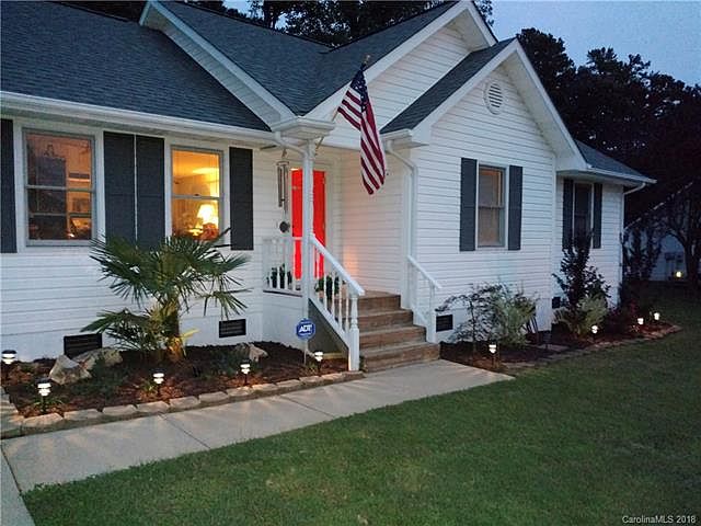 1st image of 3572 Carington Ln