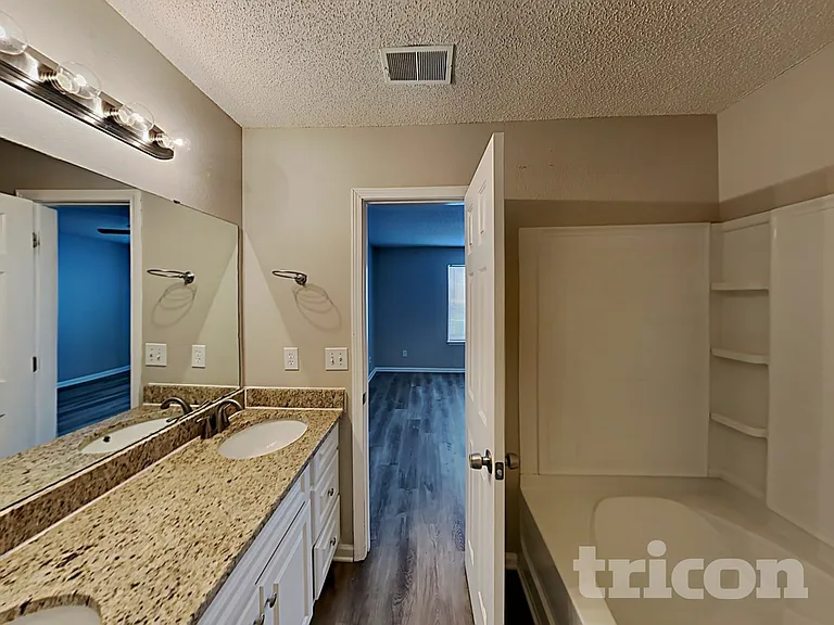 61 Bluebead Ct — Photo 11